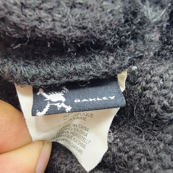 Oakley Adults Beanie Warm Fuzzy Cute Lightweight Casual Outdoors main image 4